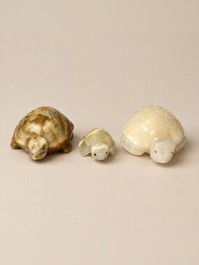 Set of 3 Onyx and Onyx Marble Hand Carved Turtle Figurines